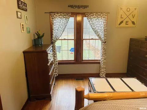 913 E 1150th Rd, Shobonier, IL 62885 photo 55