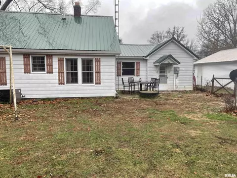 913 E 1150th Rd, Shobonier, IL 62885 photo 9