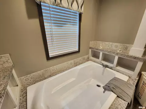 303 S 4th St, Broughton, IL 62817 photo 21