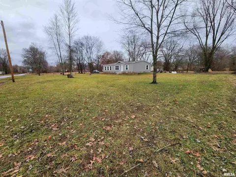 303 S 4th St, Broughton, IL 62817 photo 12