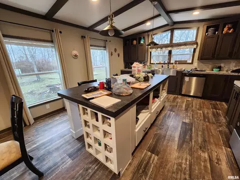303 S 4th St, Broughton, IL 62817 photo 6
