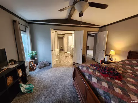 303 S 4th St, Broughton, IL 62817 photo 19
