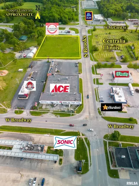 200 N Brooks Ave, Centralia, IL 62801