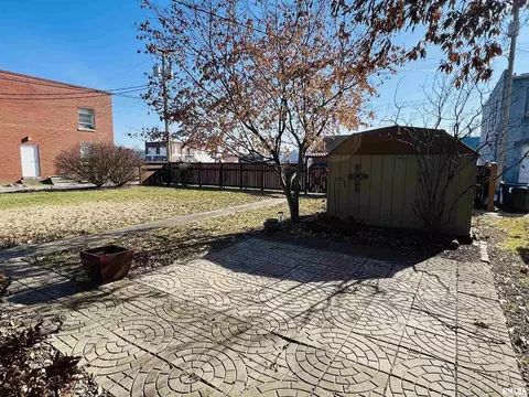 1411 Jackson St, Eldorado, IL 62930 photo 19