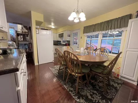 4331 Brown Ln, Salem, IL 62881 photo 9