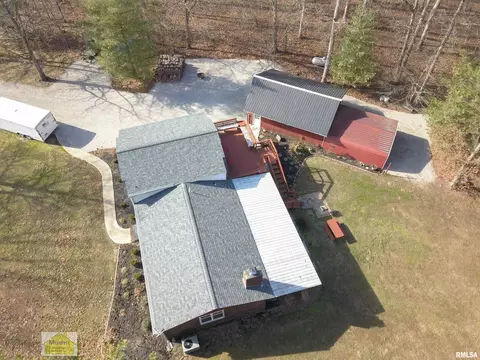4331 Brown Ln, Salem, IL 62881 photo 2