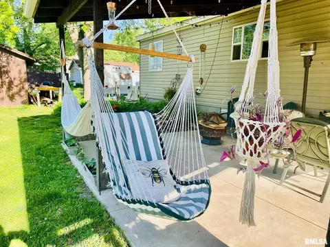 138 N Morrison St, Centralia, IL 62801 photo 17
