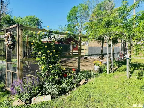 138 N Morrison St, Centralia, IL 62801 photo 23