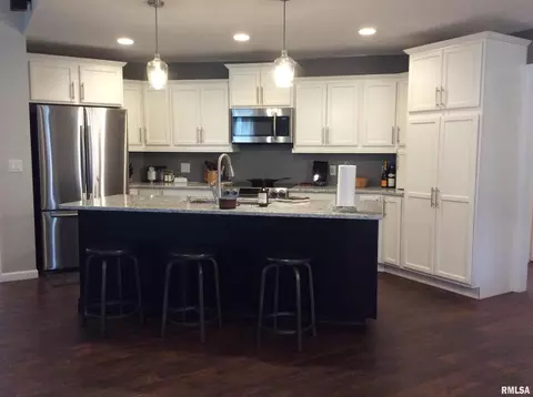 3600 E Bishop Rd, Mount Vernon, IL 62864 photo 9