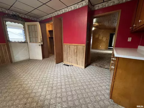 1001 E College St, Marion, IL 62959 photo 9