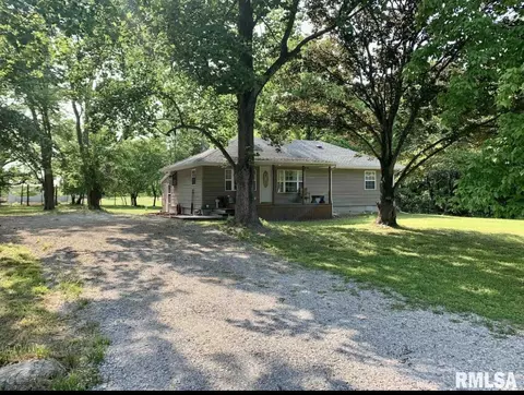 701 Poplar Camp Rd, Makanda, IL 62958