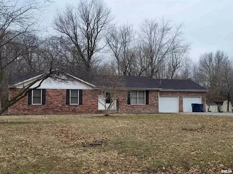 2605 Brownsville Rd, Mount Vernon, IL 62864