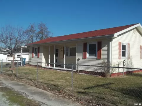 1201 E Ruth St, Benton, IL 62812 photo 1