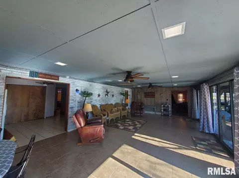 507 E Green St, Steeleville, IL 62288 photo 11