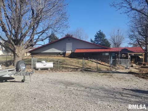 507 E Green St, Steeleville, IL 62288 photo 3