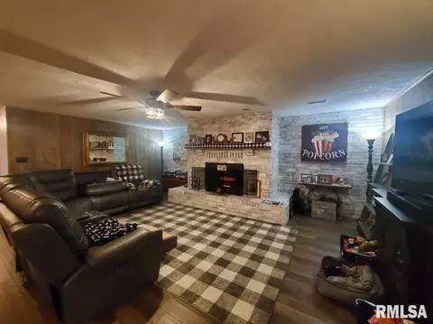 507 E Green St, Steeleville, IL 62288 photo 21