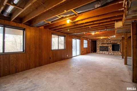 719 S Harrington St, Orient, IL 62874 photo 36