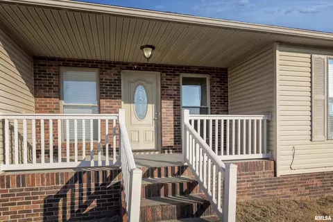 300 Jesse Ln, Herrin, IL 62948 photo 3