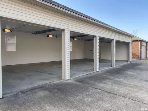 300 Jesse Ln, Herrin, IL 62948 photo 37