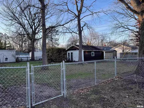 2140 Pine St, Murphysboro, IL 62966 photo 5