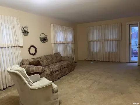 2140 Pine St, Murphysboro, IL 62966 photo 17