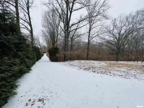 650 Old Broughton Rd, Eldorado, IL 62930 photo 21