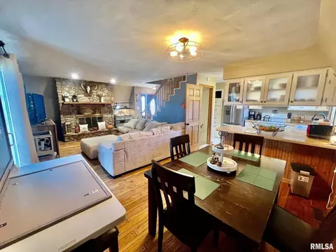 700 Moonglow Rd, Walnut Hill, IL 62893 photo 9