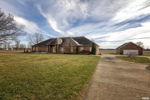 2005 Fietsam Rd, Marion, IL 62959 photo 2