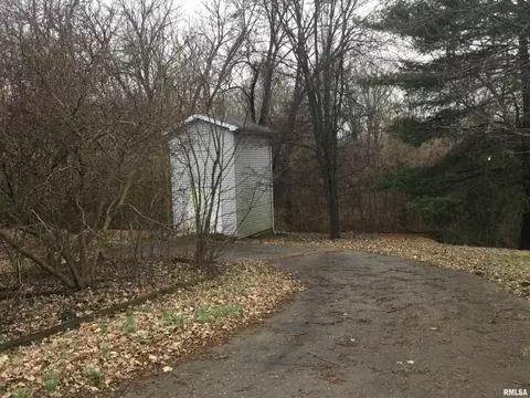 809 N Main St, Anna, IL 62906 photo 21