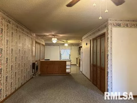 700 S 13th St, Herrin, IL 62948 photo 10