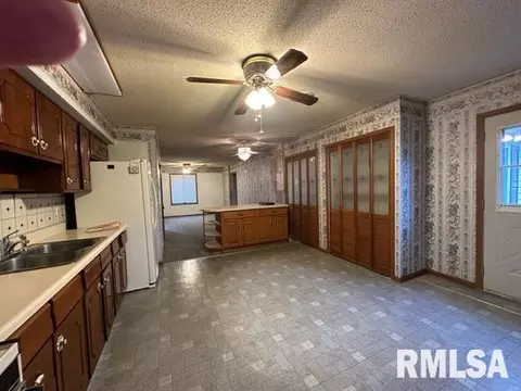 700 S 13th St, Herrin, IL 62948 photo 13
