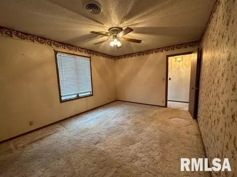 700 S 13th St, Herrin, IL 62948 photo 24
