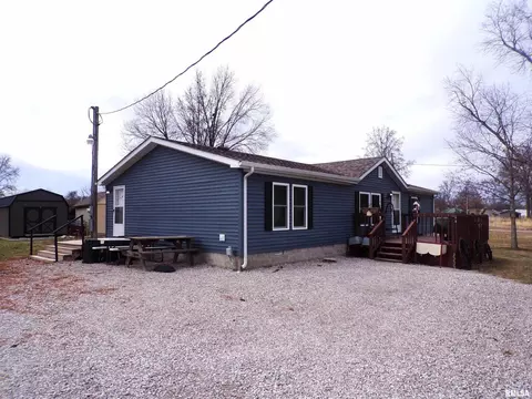 515 S Semi St, Sandoval, IL 62882 photo 2