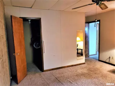 1309 W Walnut St, Marion, IL 62959 photo 17