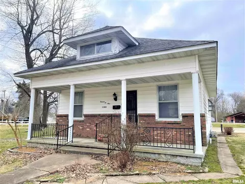 1309 W Walnut St, Marion, IL 62959 photo 2