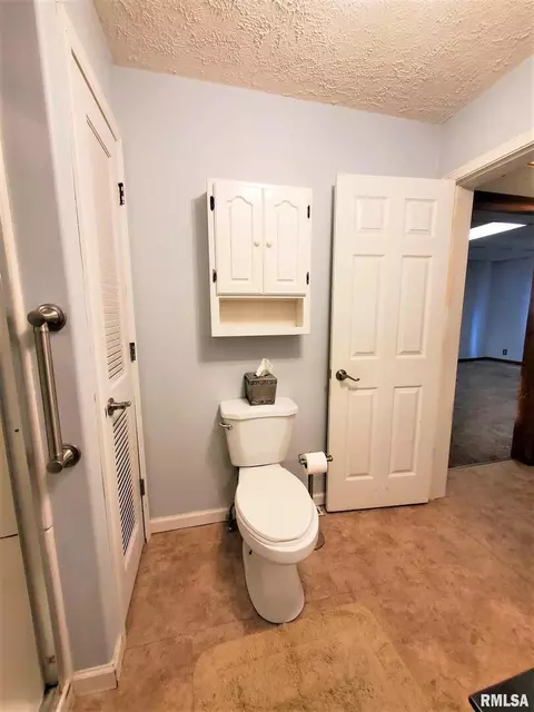 1309 W Walnut St, Marion, IL 62959 photo 15