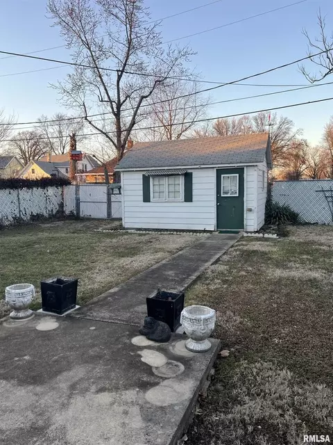 524 W 3rd St, Centralia, IL 62801 photo 41