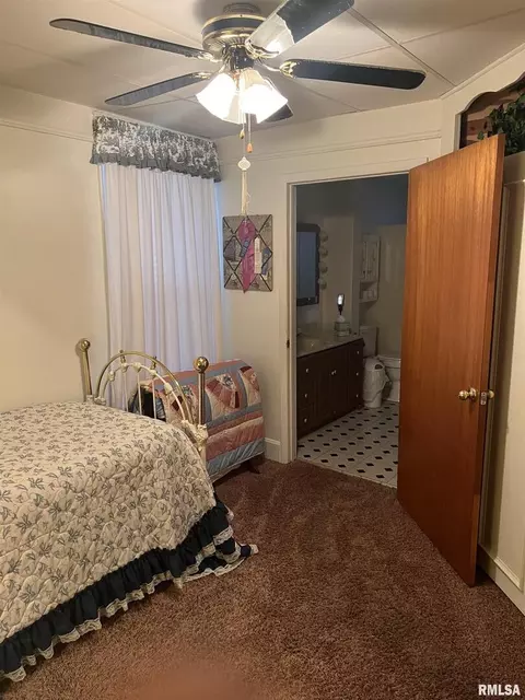 524 W 3rd St, Centralia, IL 62801 photo 31