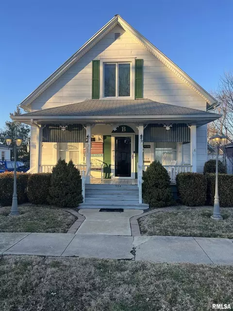 524 W 3rd St, Centralia, IL 62801 photo 1