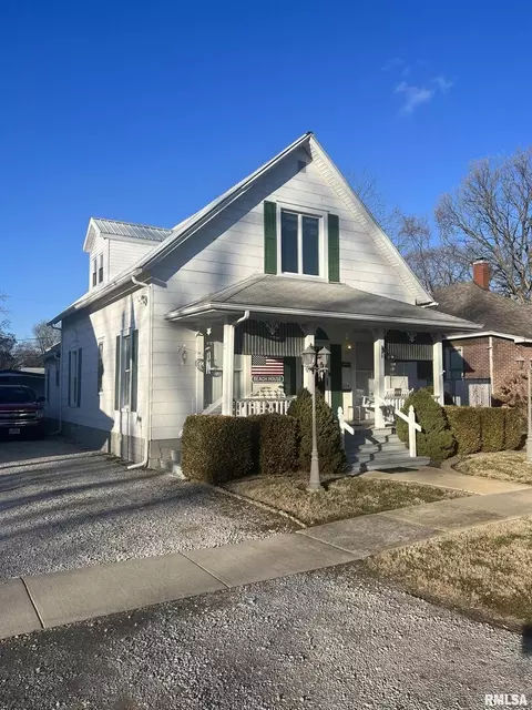524 W 3rd St, Centralia, IL 62801 photo 5