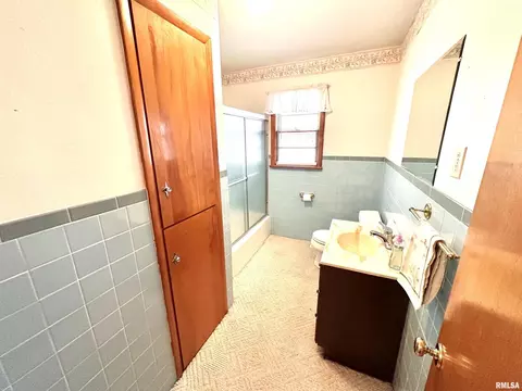 1402 Nelms Ave, Centralia, IL 62801 photo 6