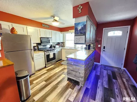 11 Phyllis Dr, Centralia, IL 62801 photo 12