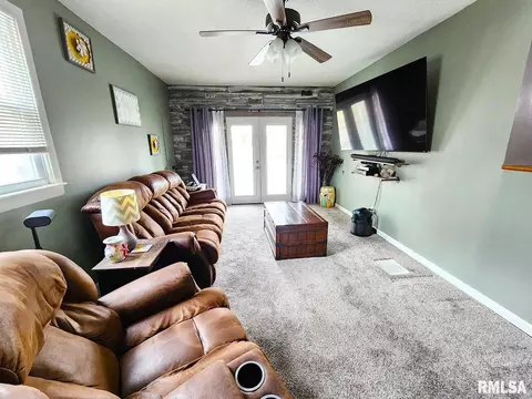 11 Phyllis Dr, Centralia, IL 62801 photo 22
