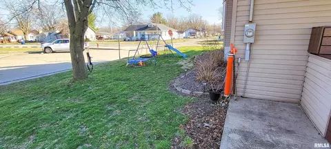 133 Flora Ave, Flora, IL 62839 photo 57