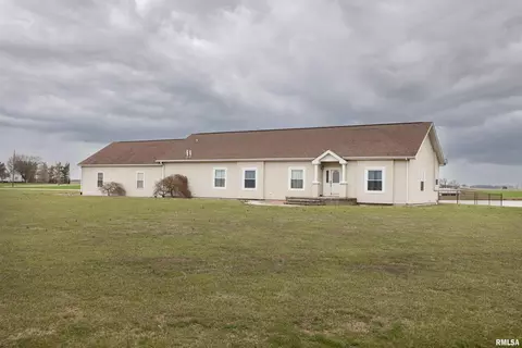 16287 Harrison Rd, Nashville, IL 62263