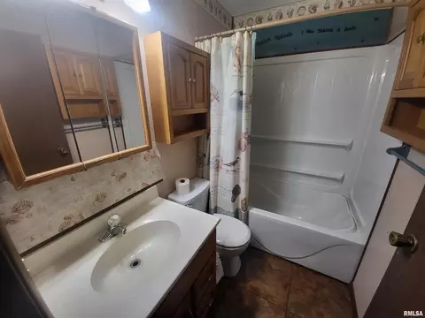 8152 Brubaker Rd, Iuka, IL 62849 photo 19