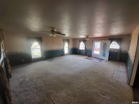 8152 Brubaker Rd, Iuka, IL 62849 photo 7