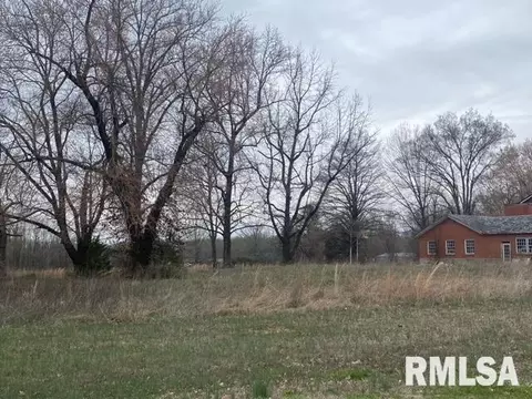 107 N 6th St, Hurst, IL 62949 photo 3