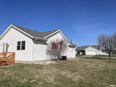 407 Empress Ln, Herrin, IL 62948 photo 5