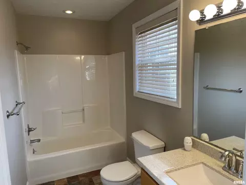 407 Empress Ln, Herrin, IL 62948 photo 21
